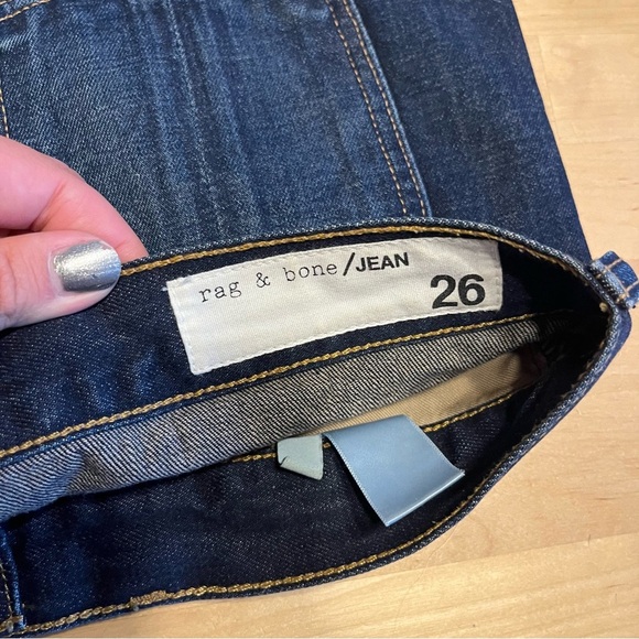 Rag & Bone Cut Off Denim Shorts Size 26 Dark Wash Blue Distressed Cotton - Picture 3 of 8